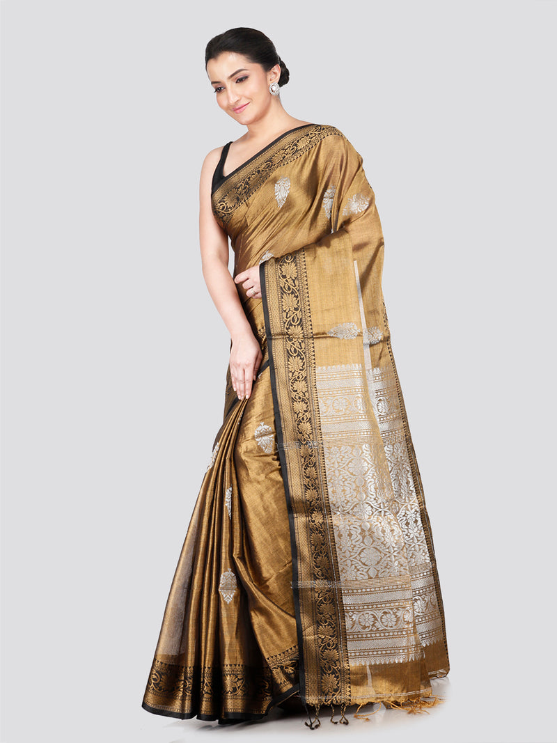 PinkLoom Women's Gold Silk Kanjeevaram Saree