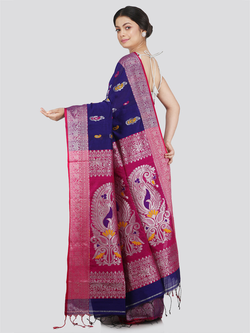 Women's Cotton Blend Saree With Unstitched Blouse Piece